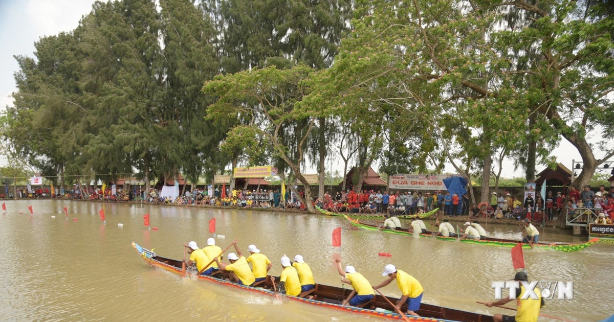 Hơn 300 vận động viên tham dự Giải đua ghe Ngo mini tỉnh Bạc Liêu 2024