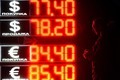 Chứng khoán Nga giảm mạnh, đồng ruble có nguy cơ rơi xuống mức thấp kỷ lục mới