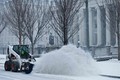 Bờ Đông nước Mỹ chìm trong bão tuyết 