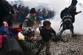 Người di cư gây bạo động tại biên giới Macedonia- Hy Lạp