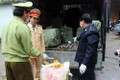 Cảnh sát giao thông Bắc Giang bắt xe ô tô chở hơn 1,4 tấn nầm lợn, dê không rõ nguồn gốc