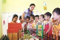 Người hết lòng với trẻ em dân tộc Khmer