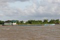 Cảnh báo tình trạng tàu thủy chở hàng vượt tải trọng trên sông Hồng trong mùa mưa bão