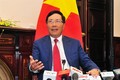 Phó Thủ tướng, Bộ trưởng Ngoại giao Phạm Bình Minh trả lời phỏng vấn các cơ quan báo chí