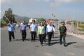 Phó Thủ tướng Trương Hòa Bình thị sát công tác chống buôn lậu tại An Giang
