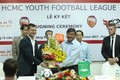 胡志明市足协与越南Fox Football学院签署合作协议