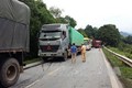 Tai nạn giao thông gây ách tắc trên Quốc lộ 4D đoạn Sa Pa - Lào Cai