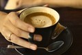 Uống cà phê thường xuyên ngăn chặn giảm trí nhớ