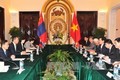 越南政府总理阮春福：努力克服越南经济面临的压力