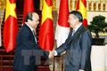 越南政府总理阮春福会见日本国会众议院议长