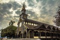 Những nhà thờ ở Việt Nam đẹp không kém trời Âu