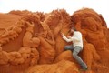 Ngắm tác phẩm điêu khắc tinh xảo từ 300 tấn cát đỏ Phan Thiết