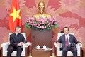 越南国会副主席冯国显会见福特集团东盟地区总裁马克·考菲曼
