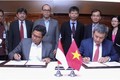 越南航空公司与印尼国营航空公司嘉鲁达签署扩大战略合作备忘录