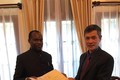 乌干达希望推动与越南的合作关系