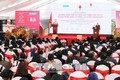 越南国家副主席邓氏玉盛向越南SOS儿童村授予一级劳动勋章