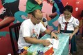 越南男足国家队韩国籍主教练朴恒绪助力越南贫困儿童开启足球之梦