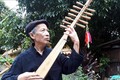 Nghệ nhân chế tạo ra cây đàn tính 12 dây Dương Văn Thục say nghề