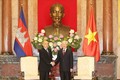 越共中央总书记、国家主席阮富仲会见柬埔寨王国国王诺罗敦·西哈莫尼