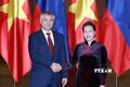 越南国会主席与俄罗斯国家杜马主席举行会谈