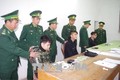 广宁省逮捕了用假卡盗钱的三名中国籍嫌疑人