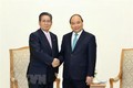 越南政府总理阮春福会见日本首相顾问饭岛勋