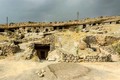Ngôi làng hang động hơn 10.000 năm tuổi tại I–ran