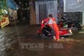 Thành phố Hồ Chí Minh: Nhiều khu vực trũng thấp bị ngập trong mưa lớn