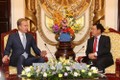 越南政府副总理兼外长范平明会见世界经济论坛执行董事博尔格·布伦德