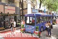 “承载知识—承载未来”的图书巴士正式亮相胡志明市