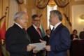 萨尔瓦多共和国总统高度评价与越南的全面合作关系