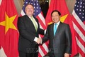 越南政府副总理兼外长范平明与美国国务卿举行会谈