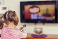 Khuyến cáo về thời gian cho trẻ xem tivi mỗi ngày
