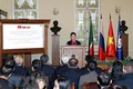 越南国会主席阮氏金银造访喀山联邦大学