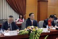 陈俊英与广西壮族自治区党委书记鹿心社举行会谈 