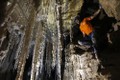 Phát hiện hang động muối dài nhất thế giới tại Israel