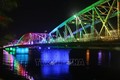 Lắp đặt mới hệ thống chiếu sáng nghệ thuật cầu Trường Tiền, thành phố Huế 