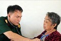 Khám bệnh, cấp thuốc miễn phí và tư vấn sức khỏe cho người dân biên giới tỉnh Kon Tum