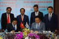 越南隆安省与韩国忠清南道签署合作协议