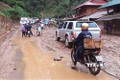 Quốc lộ 4G ách tắc do mưa lớn gây sạt lở ở Sơn La