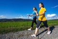 Đi bộ 7.500 bước mỗi ngày giúp giảm nguy cơ tử vong ở phụ nữ lớn tuổi