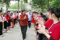 Phó Chủ tịch Thường trực Quốc hội Tòng Thị Phóng thăm, tặng quà trường phổ thông dân tộc nội trú huyện Con Cuông
