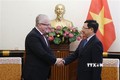 越南政府副总理范平明会见前来辞行拜会的澳大利亚驻越大使