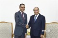 阮春福总理会见马来西亚驻越大使扎姆鲁尼•哈立德