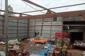 Giông lốc làm 1 người chết, hơn 600 căn nhà bị sập và tốc mái ở An Giang