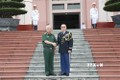 越南国防副部长阮志咏会见美国驻越国防武官尊室俊