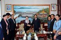 越南国会主席阮氏金银会见万象省委书记兼省长康潘·西提丹帕