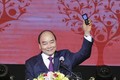 Thủ tướng Nguyễn Xuân Phúc nhắn tin ủng hộ người nghèo trong chương trình “Sức mạnh nhân đạo 2020”