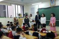 日本外务省大臣夫人探访河内朱文安小学