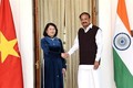  越南国家副主席邓氏玉盛与印度副总统文卡亚·奈杜举行会谈